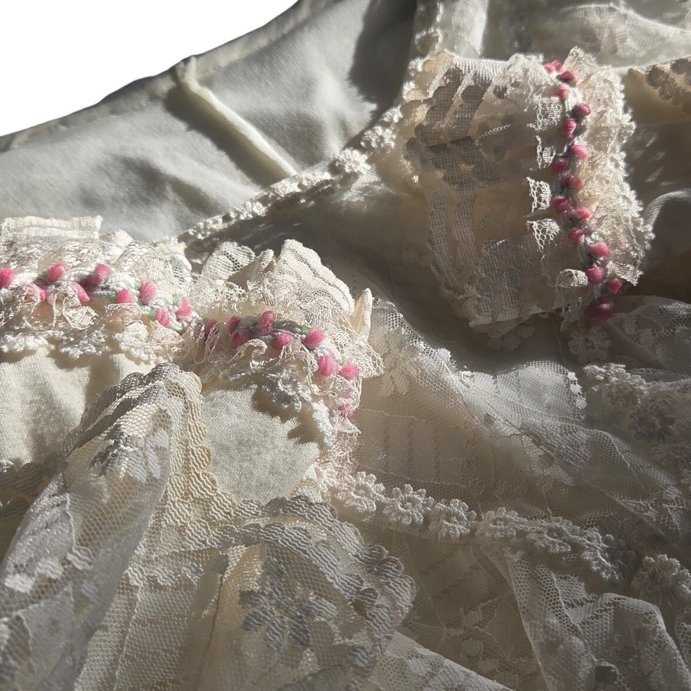 Vintage Victorian Lace Blouse White Ruffle V-Yoke Boho Coquette Romantic Sz Med - Picture 5 of 8